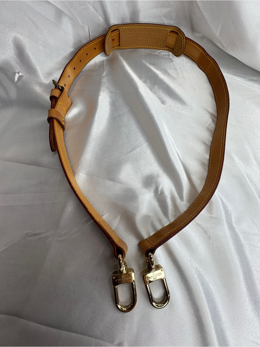 Louis Vuitton Vachetta Leather Adjustable Shoulder Strap w/ Gold-Toned Hardware